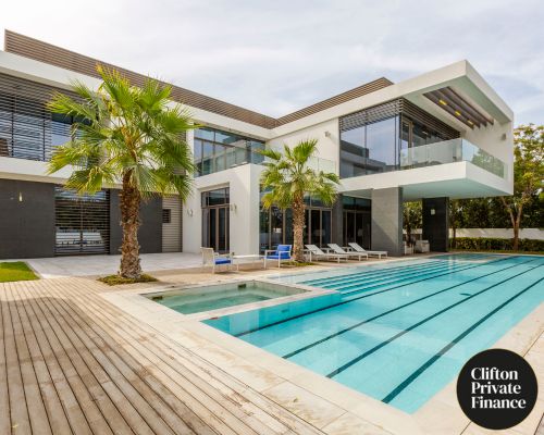 Case Study: Complex Bridging Loan for Spanish Villa in Just 6 Working Days